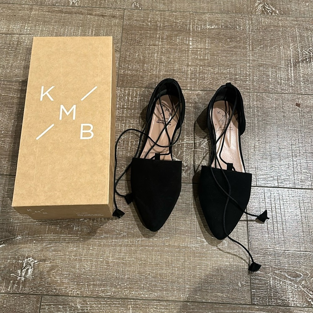 KMB tie flats